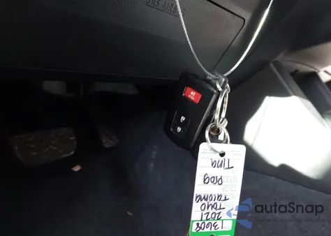 2021 Toyota Tacoma Trd Sport from USA, damaged, VIN 5TFAZ5CN4MX113669